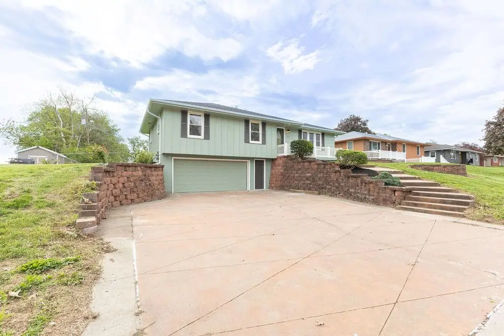 1419 Tamara Drive, Saint Joseph, MO 64506 - #1