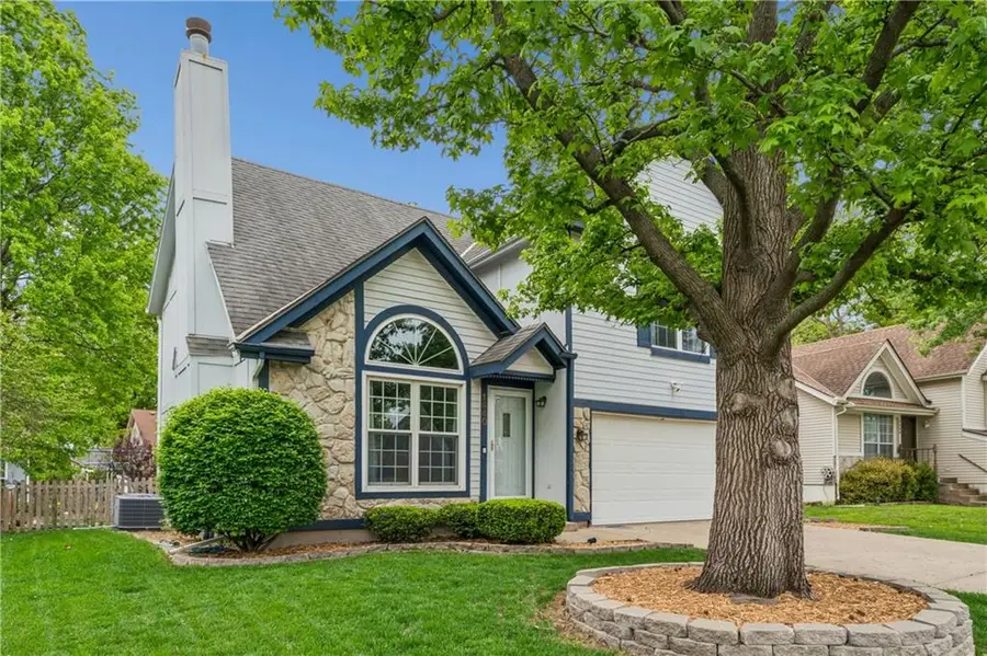 1440 N Lucy Montgomery Way, Olathe, KS 66061 - #2