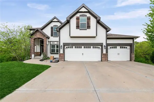 15190 N Cherry Court, Parkville, MO 64152