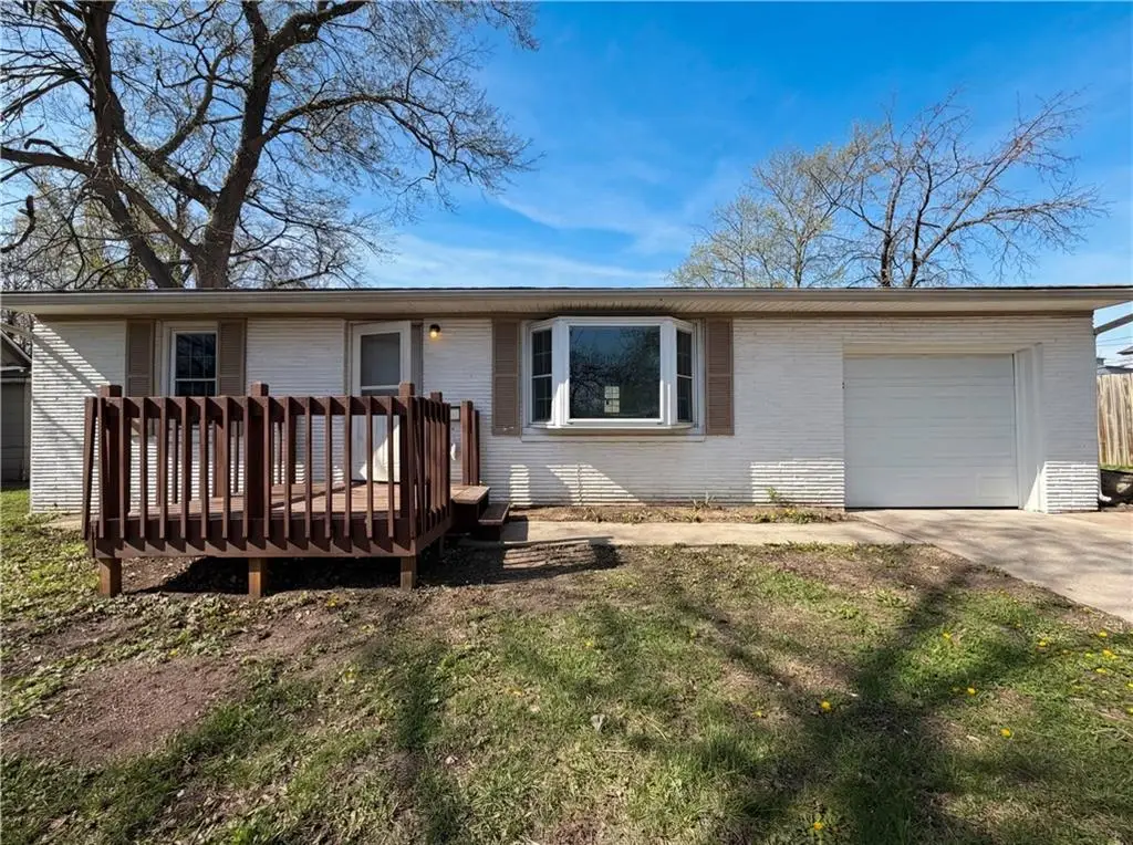 410 B Street, Belton, MO 64012 - #1