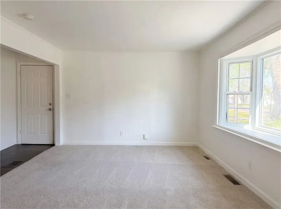 410 B Street, Belton, MO 64012 - #3