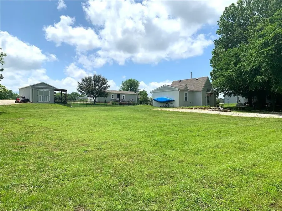42 Fawn Valley Drive, Linn Valley, KS 66040 - #3