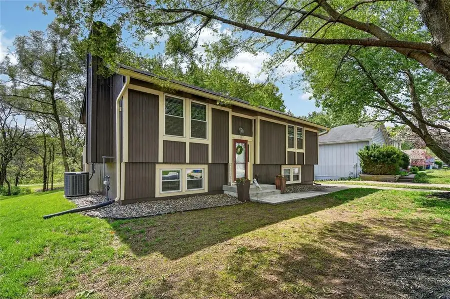 2027 NE Patterson Drive, Lees Summit, MO 64086 - #2