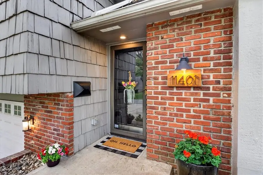 11401 W 72nd Terrace, Shawnee, KS 66203 - #3