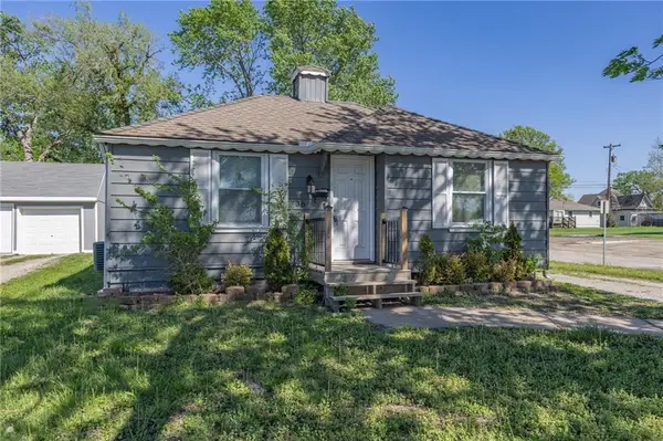 736 S Kansas Avenue, Olathe, KS 66061