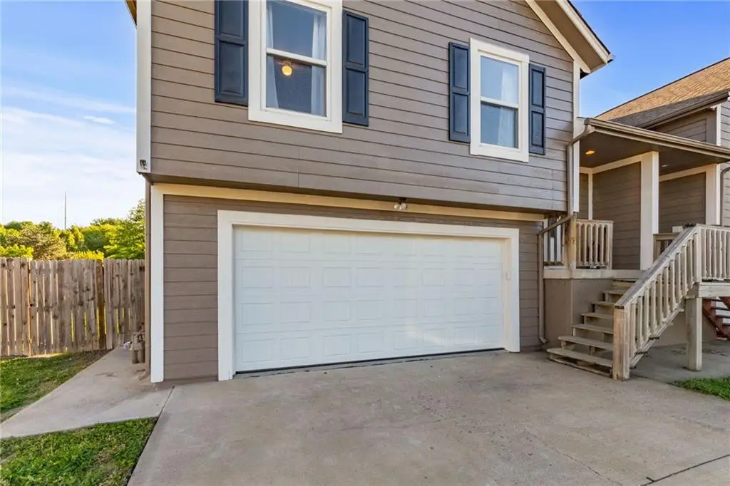 316 Creekside Court, Gardner, KS 66030 - #1