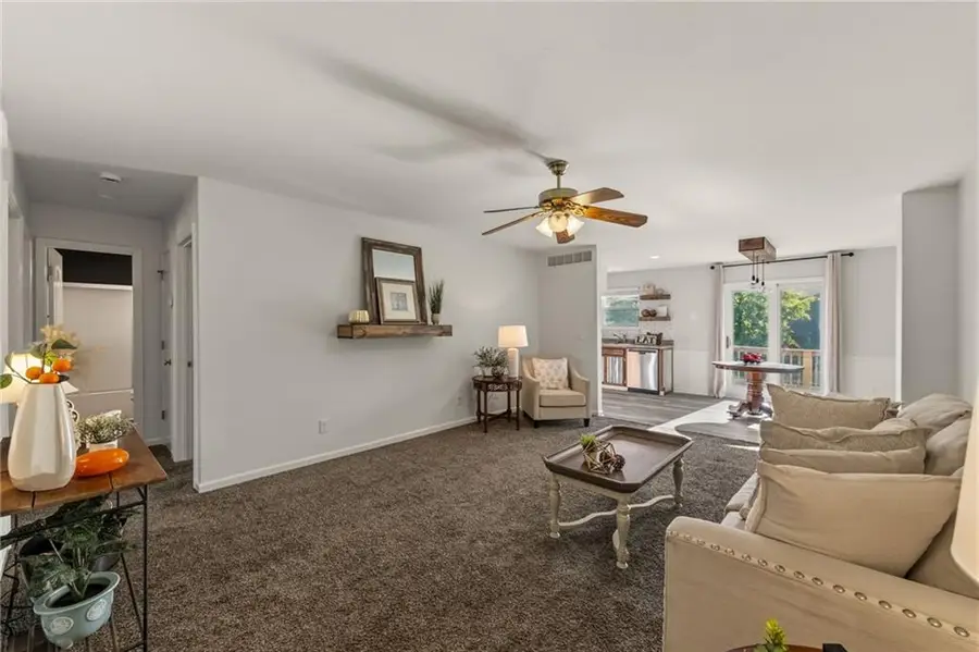 316 Creekside Court, Gardner, KS 66030 - #2