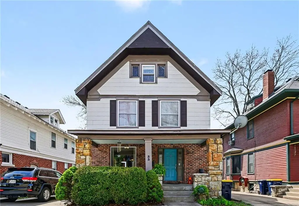 33 E 32nd Street, Kansas City, MO 64111 - #1