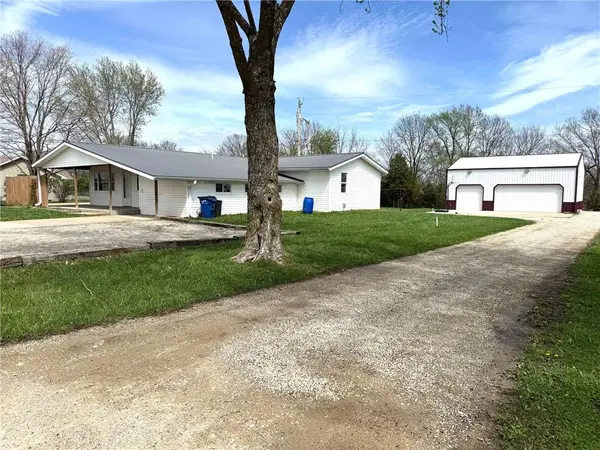 103 N Fuller Street, Gallatin, MO 64640