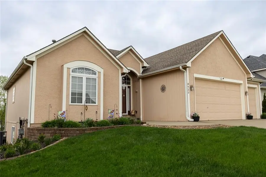 8925 NE 107th Terrace, Kansas City, MO 64157 - #2