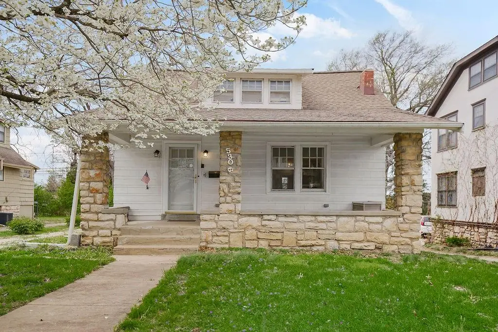 5306 Charlotte Street, Kansas City, MO 64110 - #1
