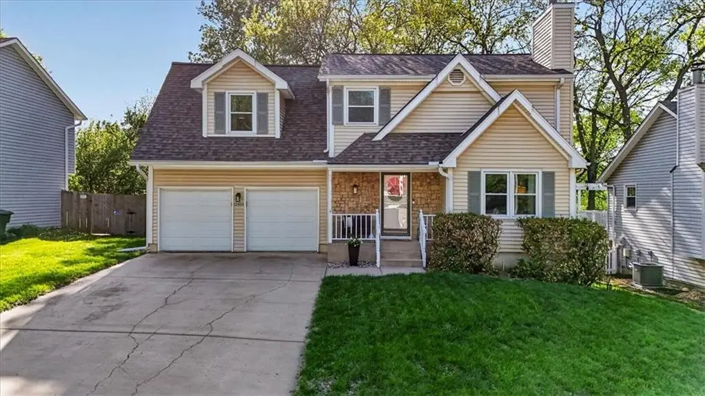 12404 S Seminole Drive, Olathe, KS 66062 - #1