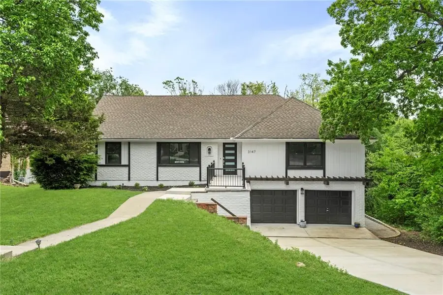 3147 Black Swan Drive, Shawnee, KS 66216 - #2