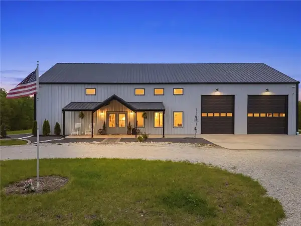 23560 259th Street, McLouth, KS 66054