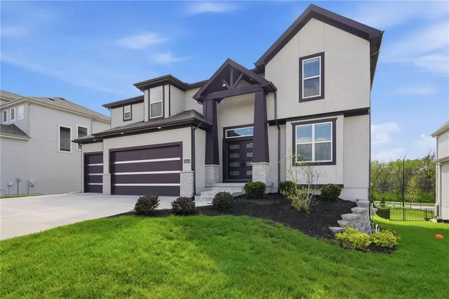 14464 S Haskins Street, Olathe, KS 66062 - #2