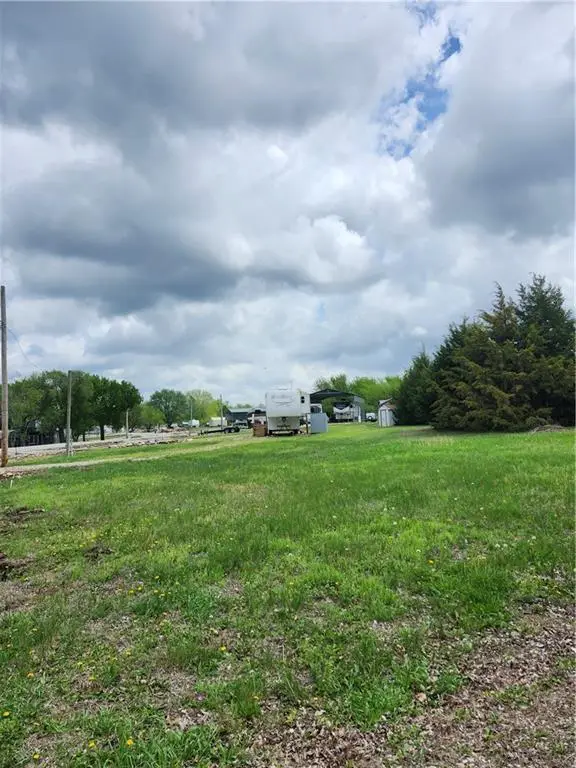 97 & 101 Linn Valley Drive, Linn Valley, KS 66040