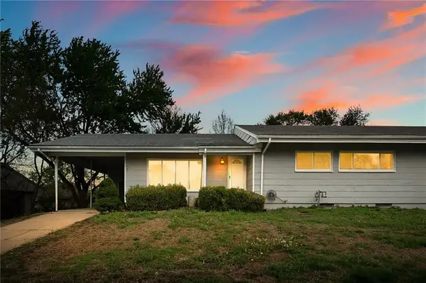 507 Ranchero Place, Belton, MO 64012