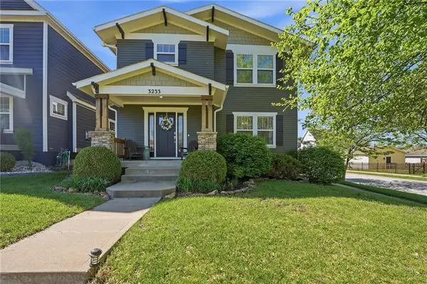 3233 Longview Road, Lee's Summit, MO 64081