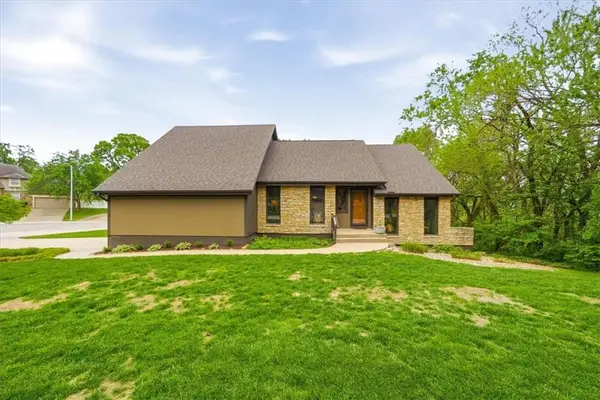 13105 W 69th Street, Shawnee, KS 66216