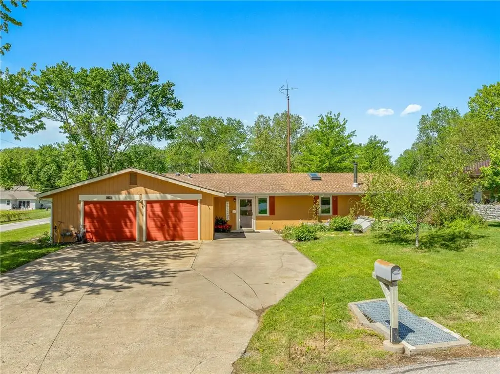 2804 E 174th Street, Belton, MO 64012 - #1