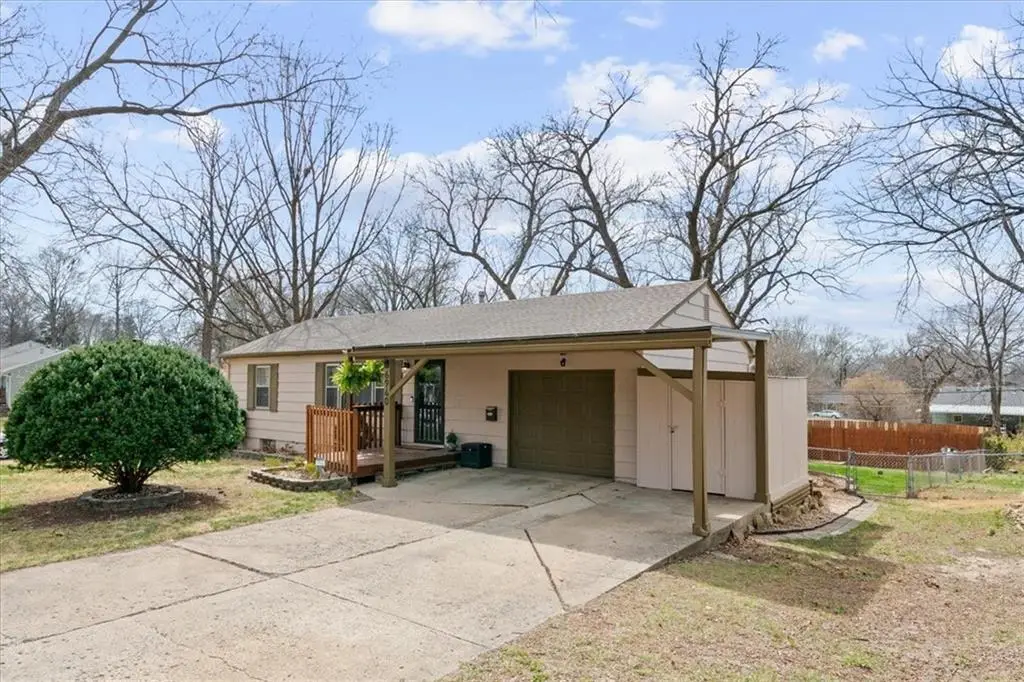 6940 Mackey Street, Overland Park, KS 66204 - #1