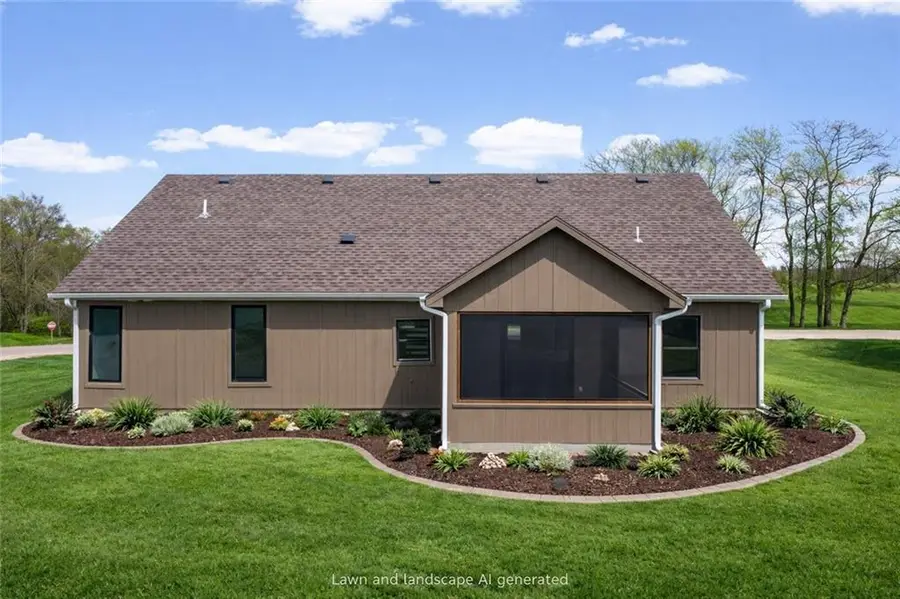 1303 W Concord Drive, Plattsburg, MO 64477 - #2