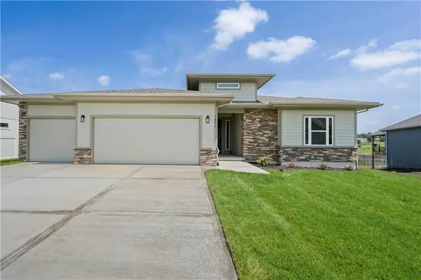 1835 Woodward Circle, Raymore, MO 64083