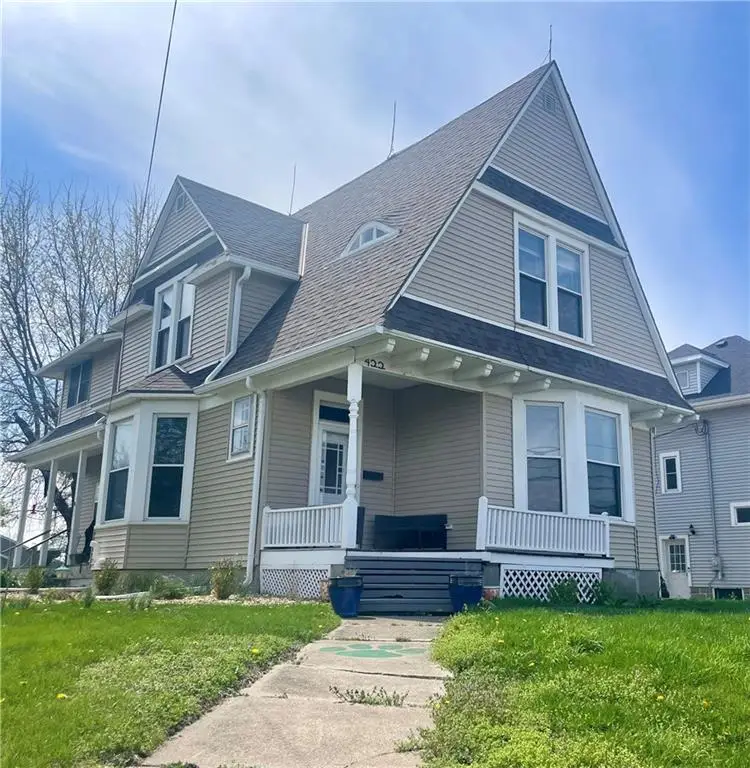 422 E 1st Street, Maryville, MO 64468 - #2