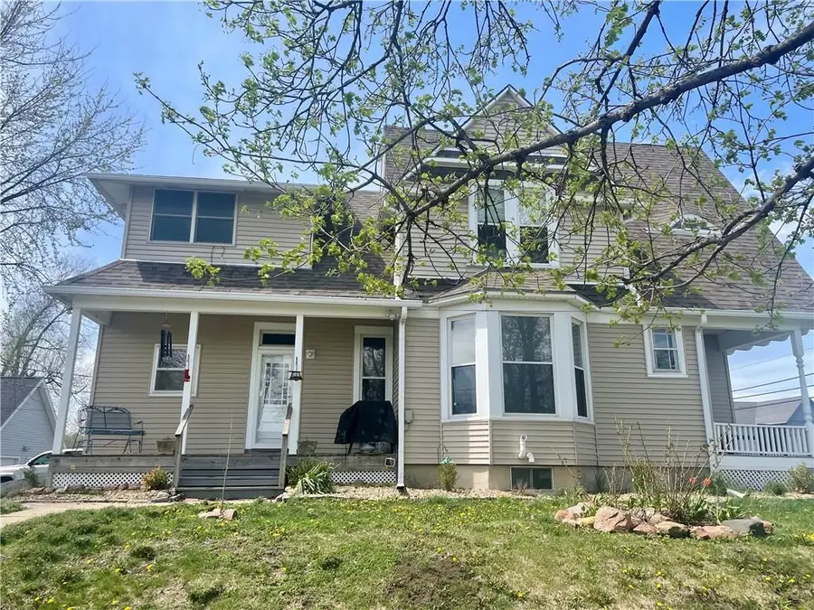 422 E 1st Street, Maryville, MO 64468 - #3