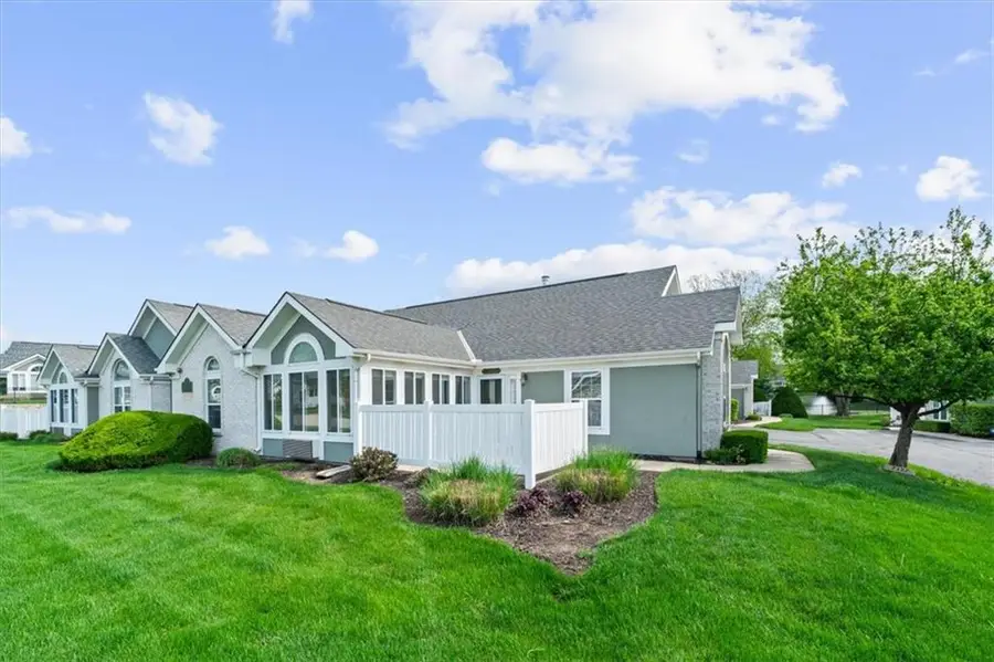 7127 Meadow View Street, Shawnee, KS 66227 - #2