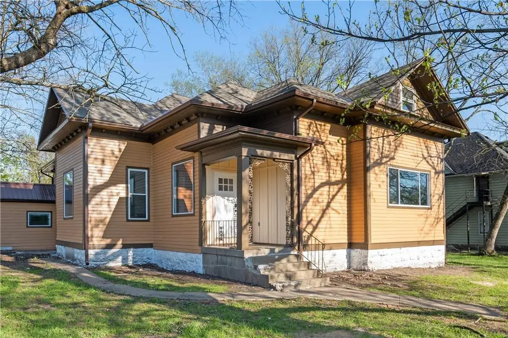 903 S Grand Avenue, Sedalia, MO 65301 - #1