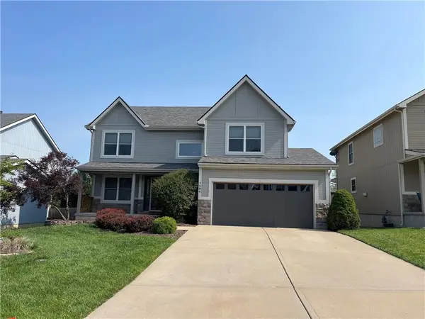 1104 Tamarisk Drive, Leavenworth, KS 66048
