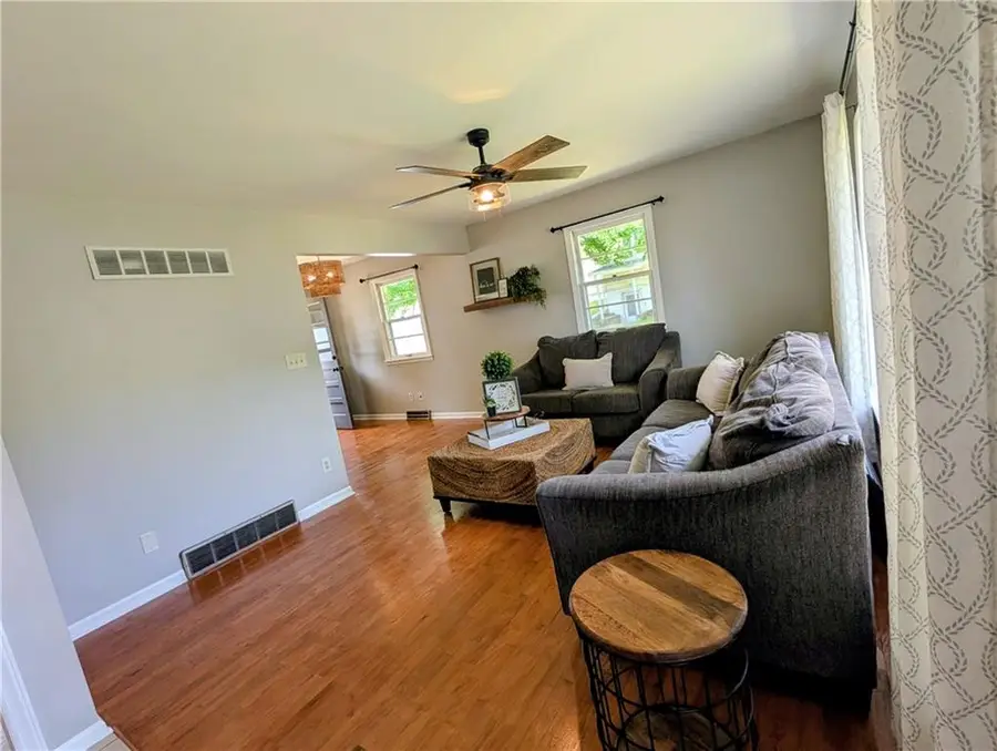 3410 W Lantern Lane, Saint Joseph, MO 64506 - #2