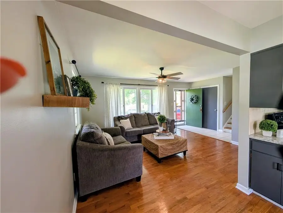 3410 W Lantern Lane, Saint Joseph, MO 64506 - #3