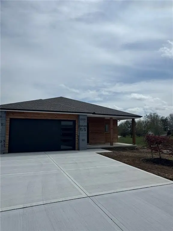 1107 Old Time Drive, Excelsior Springs, MO 64024