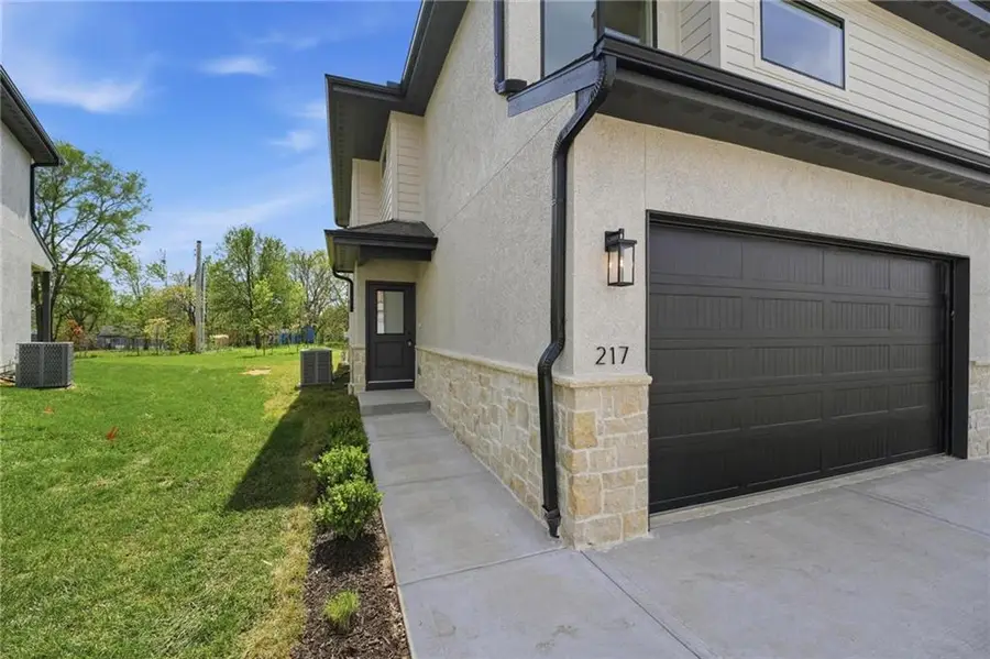 218 NW Orchard Court, Lees Summit, MO 64063 - #2