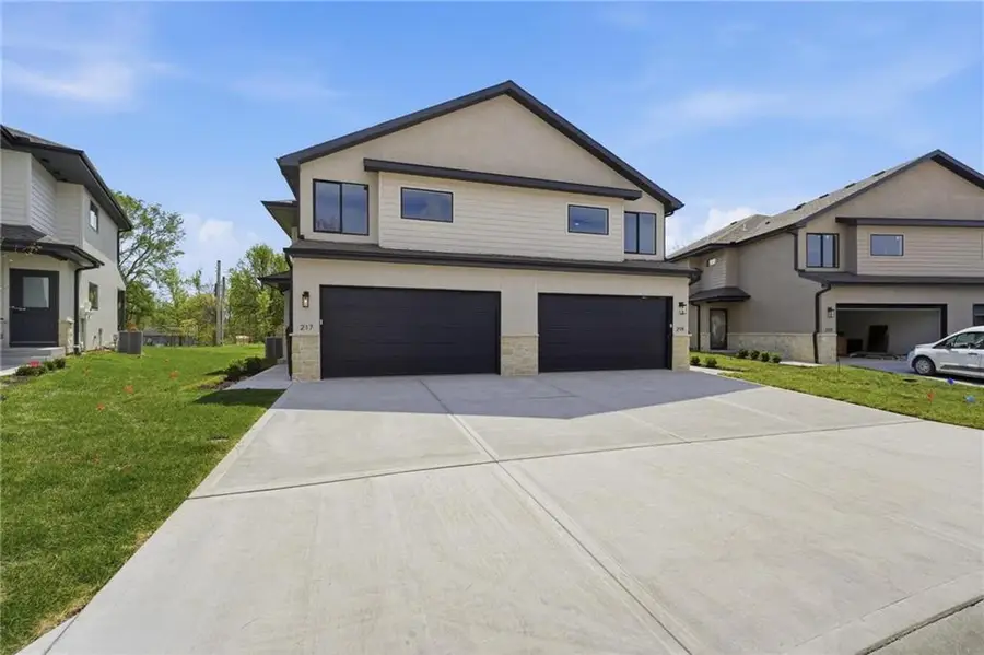 218 NW Orchard Court, Lees Summit, MO 64063 - #3