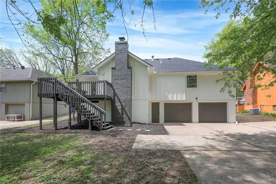 203 NE Crescent Street, Lees Summit, MO 64086 - #2