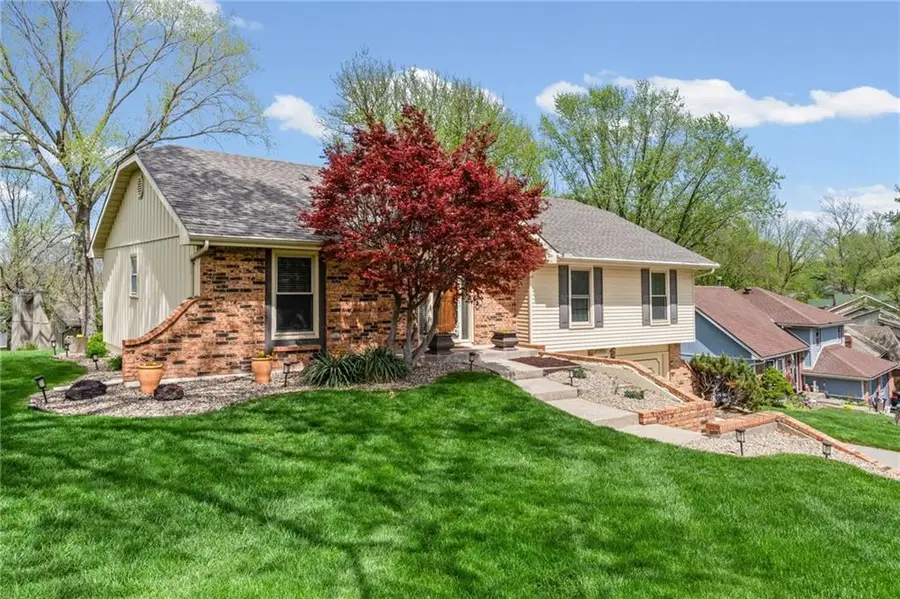 5510 NW Raintree Drive, Kansas City, MO 64152 - #3