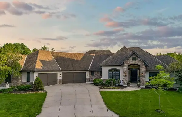 16332 Larsen Street, Overland Park, KS 66221