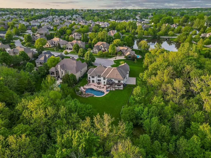 16332 Larsen Street, Overland Park, KS 66221 - #3