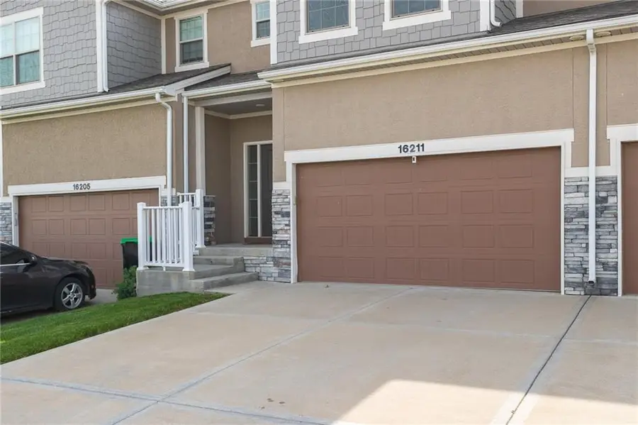 16211 Moon Shot Street #7 B, Parkville, MO 64152 - #3