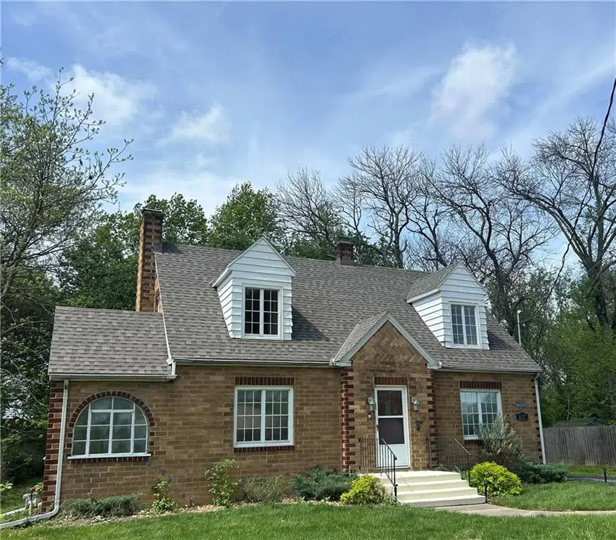 917 S Second Street, Clinton, MO 64735 - #2