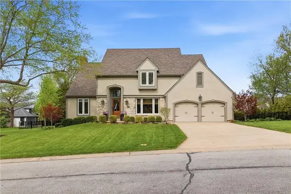 12416 Delmar Street, Leawood, KS 66209