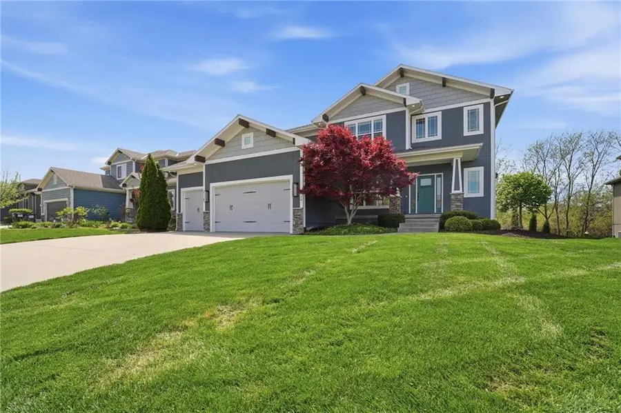 324 SE Mill Creek Drive, Lees Summit, MO 64063 - #3