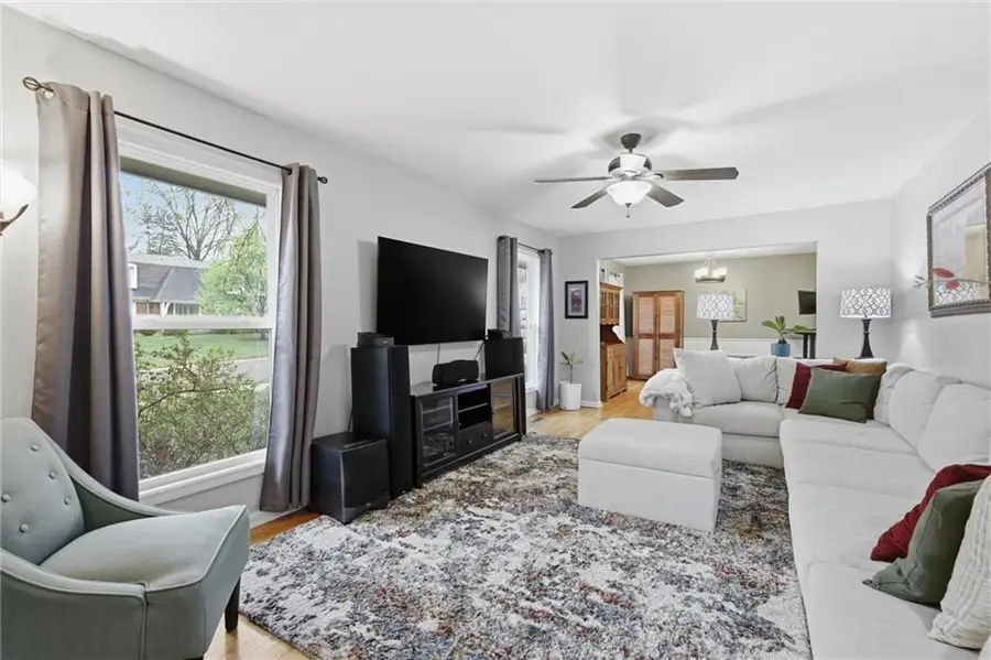 10718 W 102nd Street, Overland Park, KS 66214 - #2