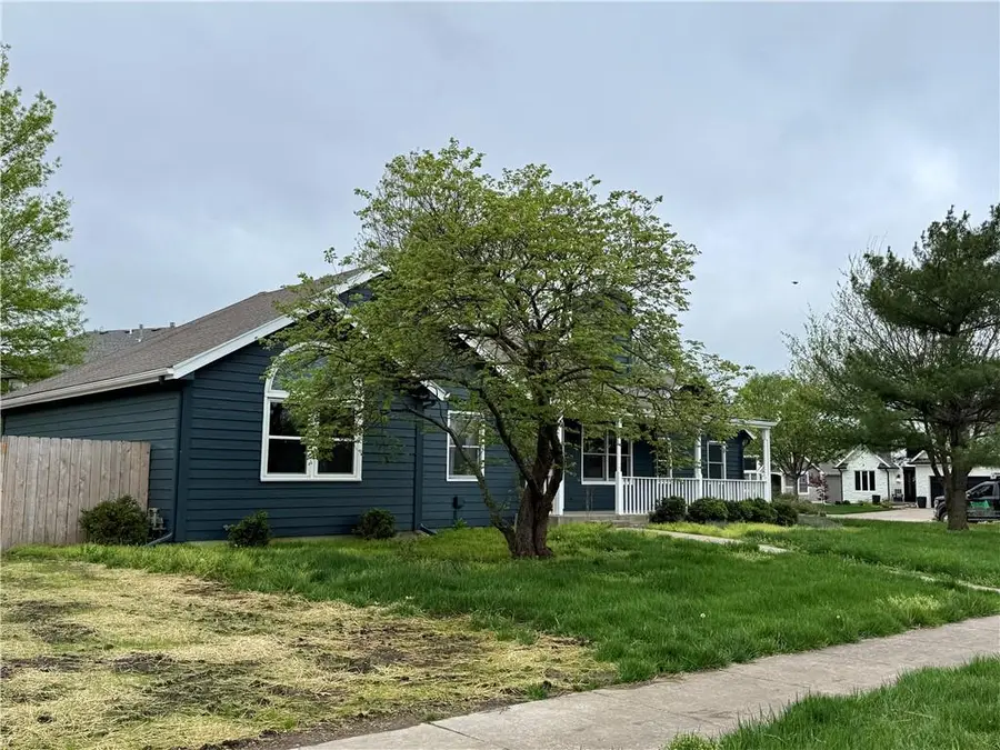 1729 S Maple Street, Ottawa, KS 66067 - #3