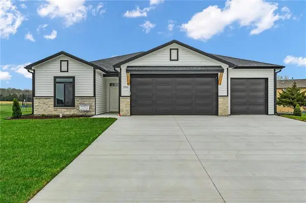 1006 Bluestem Circle, Baldwin City, KS 66006