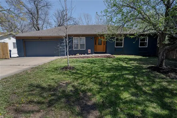 924 Holiday Drive, Lawrence, KS 66049
