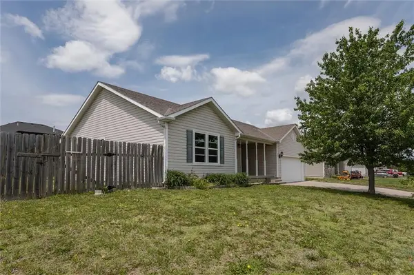 406 S Jackson Street, Archie, MO 64725